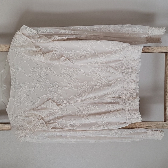 Express Lace Long Sleeve Blouse - Picture 2 of 5